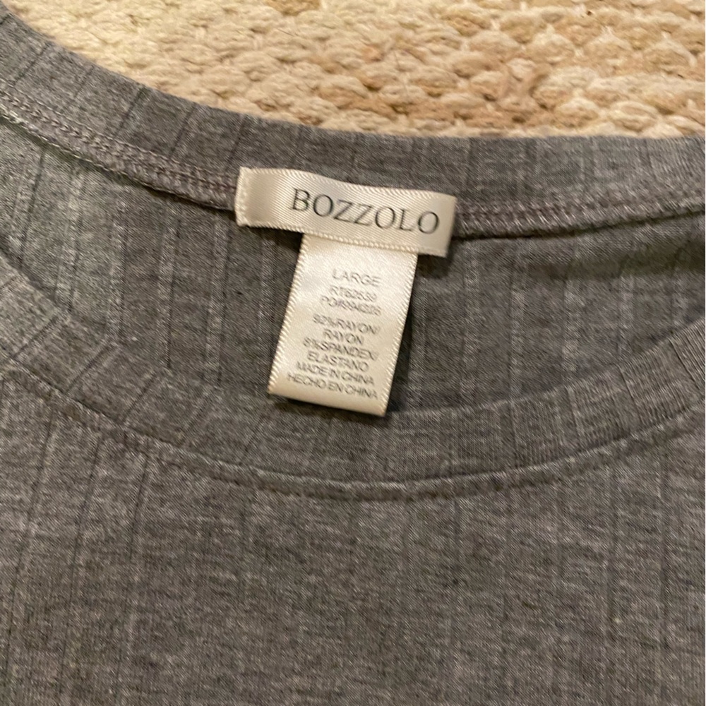 Gray Crop Top - Picture 3 of 4